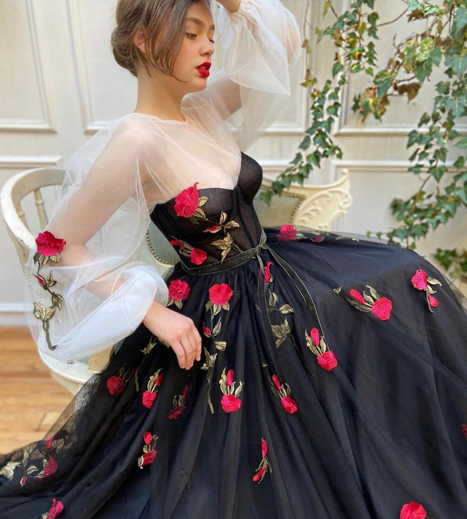 Pretty Roses Gown | Teuta Matoshi